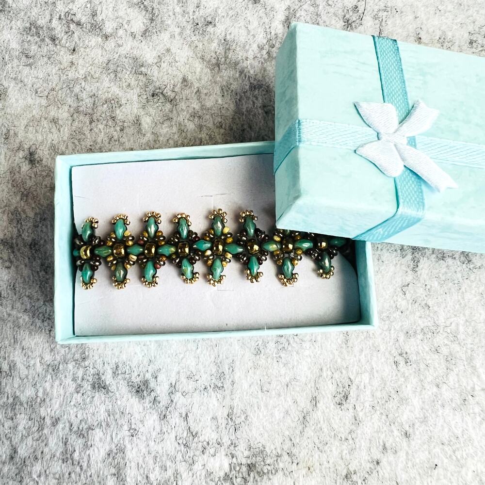 HANDMADE Speckled Aqua, Brown And Gold Intricate Bracelet 6.25" Heart Clasp